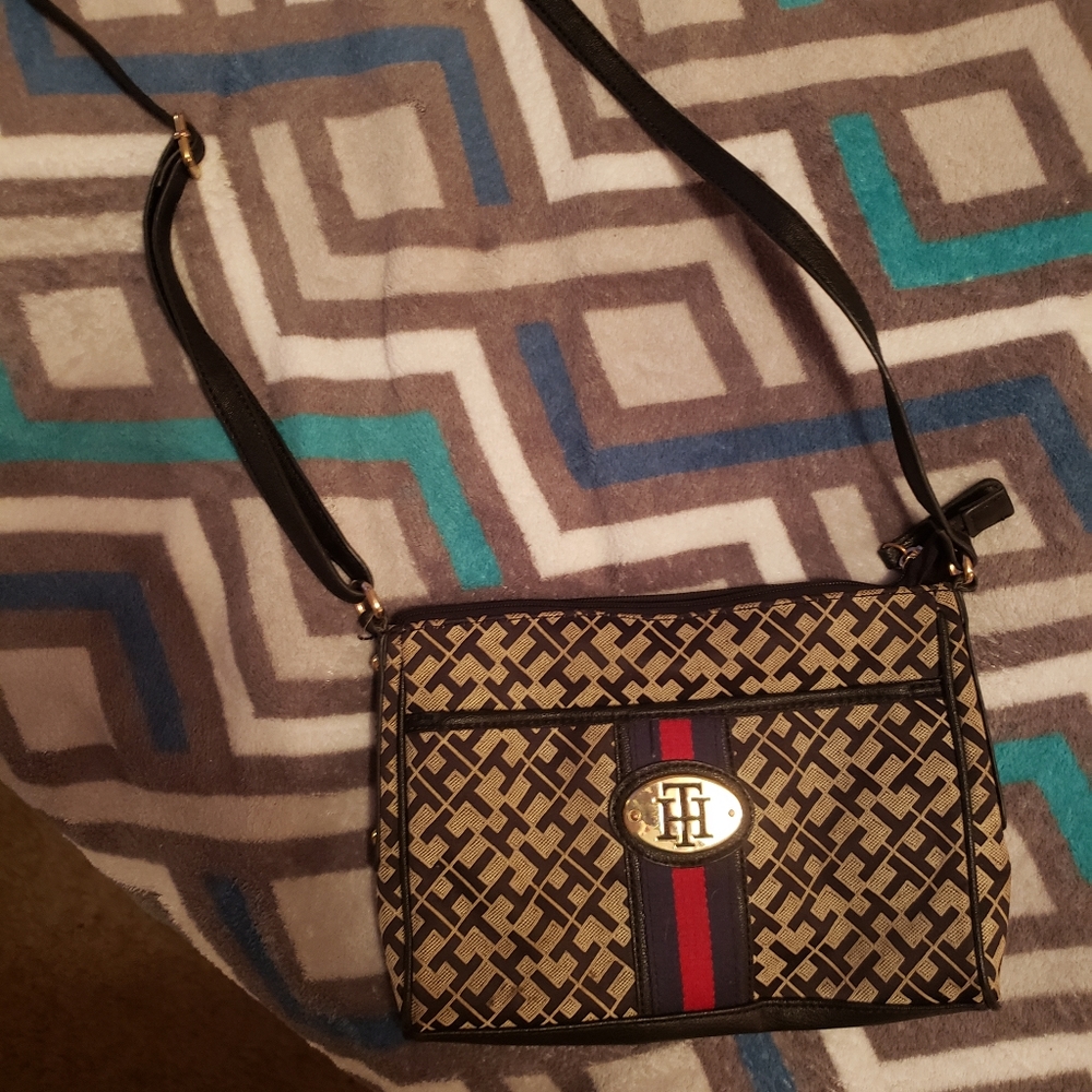Tommy Hilfiger purse